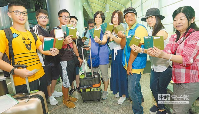 臺胞證今起免簽 省錢省時省力 臺胞證今起免簽 省錢省時省力