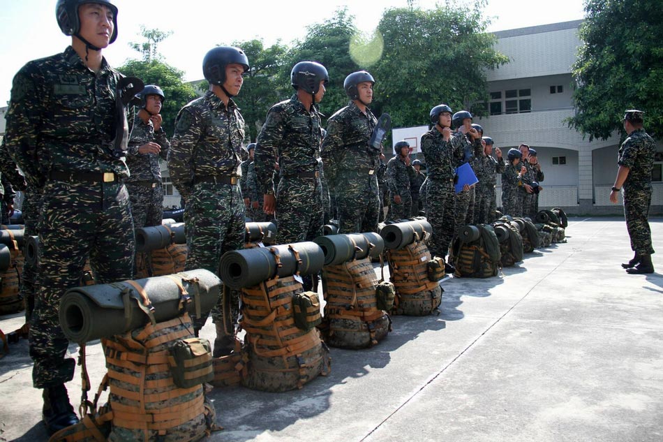 臺灣首次出動云豹戰(zhàn)車對抗臺風 臺灣首次出動云豹戰(zhàn)車對抗臺風