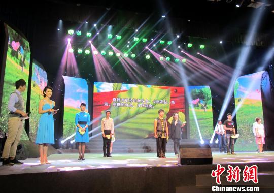 �ɰ����B�T�����(ji��)��Ļ ����ֽ�������ϯ