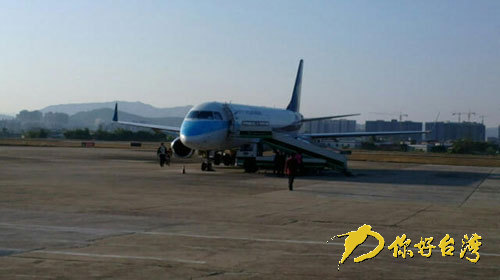 梅臺直航的飛機 梅臺直航的飛機