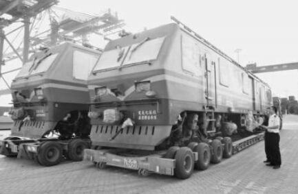 廈門首次對臺出口火車頭用于電纜維護及搶修