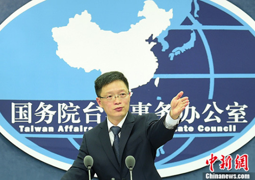 YψD_kl˰ɽ <a target='_blank' ><p  align=