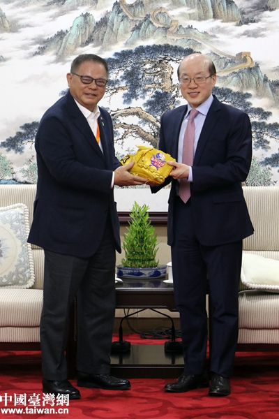 劉結一:期望兩岸青少年通過棒球賽成為好兄弟 劉結一:期望兩岸青少年通過棒球賽成為好兄弟