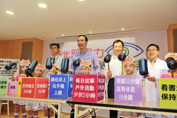 洪秀柱要國民黨退回700萬 朱立倫回應:她開玩笑的 洪秀柱要國民黨退回700萬 朱立倫回應:她開玩笑的