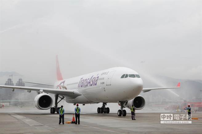 復興航空疑改名求轉運 掛牌名將由"復航"變"興航" 復興航空疑改名求轉運 掛牌名將由"復航"變"興航"