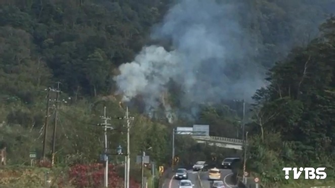 臺灣平溪游客超10萬人 春節期間放天燈引發火災 臺灣平溪游客超10萬人 春節期間放天燈引發火災