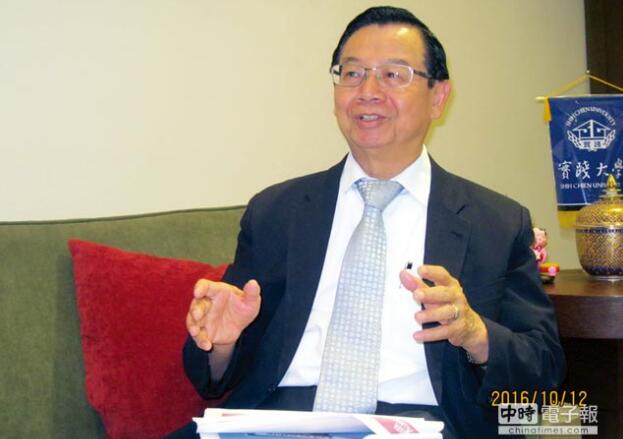 臺灣實踐大學校長陳振貴表示,臺灣青年要了解兩岸關系,最好的辦法就是親自到對岸 臺灣實踐大學校長陳振貴表示,臺灣青年要了解兩岸關系,最好的辦法就是親自到對岸