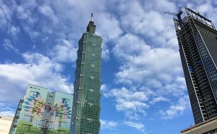 調(diào)查顯示:臺灣身價10億富豪1676人 84%居住臺北 調(diào)查顯示:臺灣身價10億富豪1676人 84%居住臺北