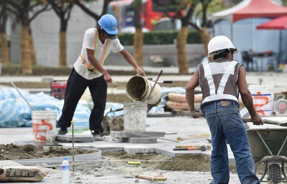 臺灣勞保基金或提前破產(chǎn) 750萬勞工恐遭牽連 臺灣勞保基金或提前破產(chǎn) 750萬勞工恐遭牽連