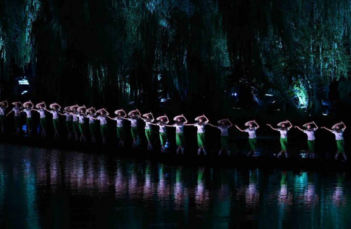 G20峰會(huì)第一天,習(xí)近平都在忙什么?