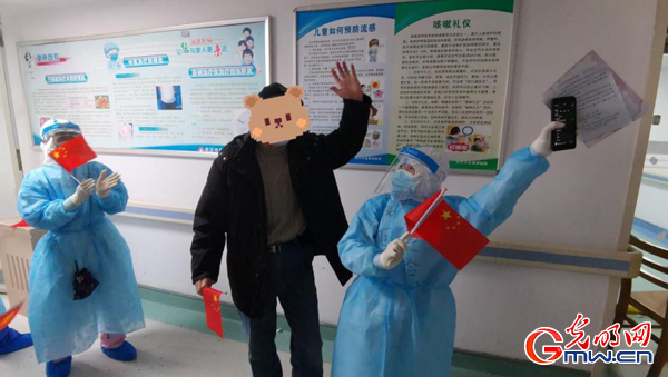 【一線醫護日記】(78)“劉爺爺,明年春天我一定再來武漢看您!”