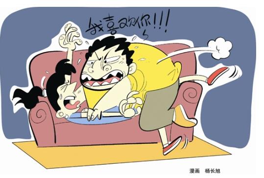 男子火車鉆女被窩