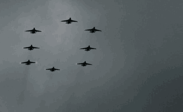 俄羅斯大規(guī)模臨時(shí)軍演 軍隊(duì)進(jìn)入戰(zhàn)斗模式