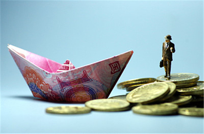 家庭資產配置中金融資產占比過小。