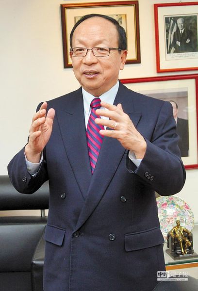 蔣經國之子、國民黨副主席蔣孝嚴認為,國民黨沒有分裂,反倒因為這件事,基層更加穩固。 圖片來源:臺灣《中時電子報》 蔣經國之子、國民黨副主席蔣孝嚴認為,國民黨沒有分裂,反倒因為這件事,基層更加穩固。 圖片來源:臺灣《中時電子報》