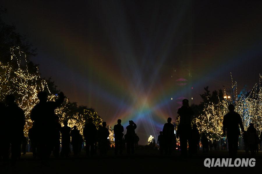 ����APEC��(hu��)��(bi��o)����